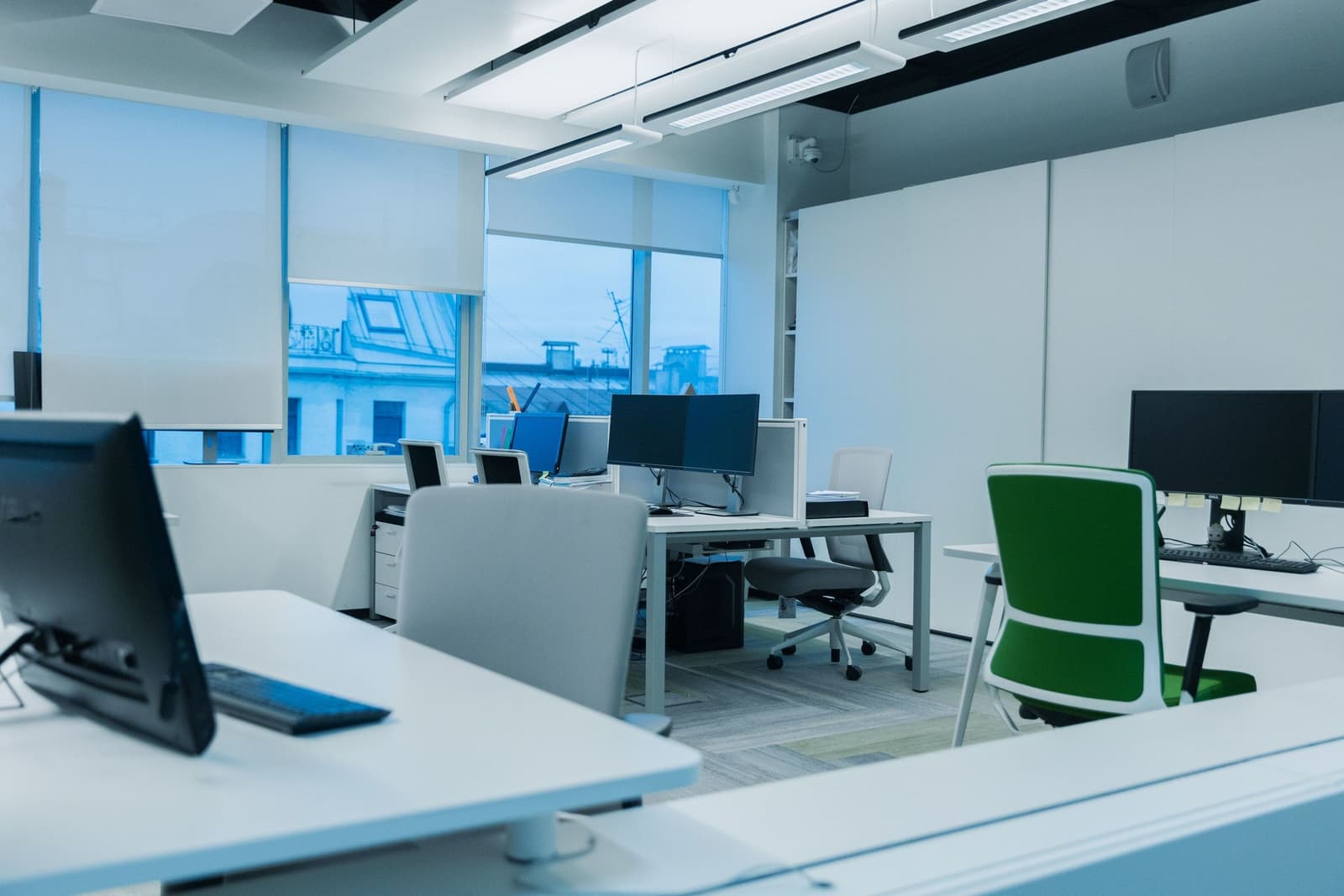 What Commercial Cleaning Actually Costs in Chicagoland
